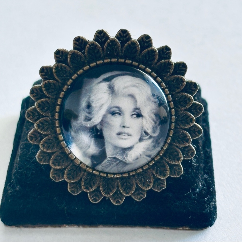 Dolly Parton Antique Style Adjustable Ring, NWT